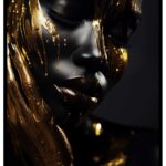 svart kvinna täckt i guld poster